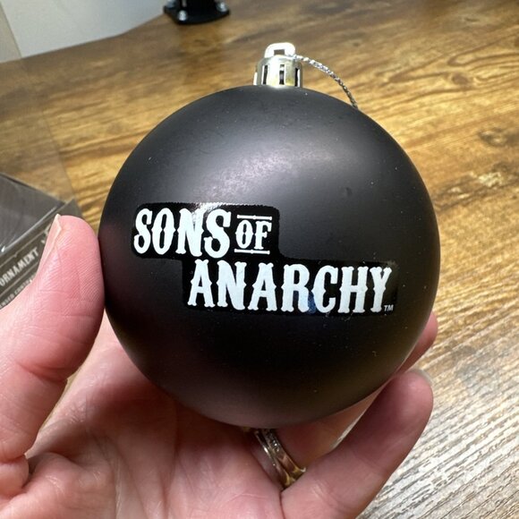Kurt Adler Sons Of Anarchy Christmas Ornament 20th Century Fox 2013 Skull - Picture 7 of 8